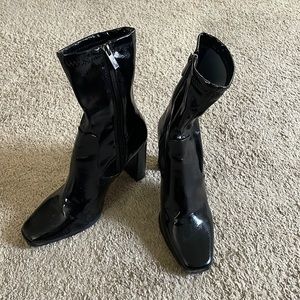 Size 6 Primark black heeled boots